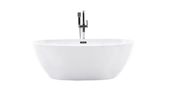 Contemporary White Freestanding Bathtub 67"